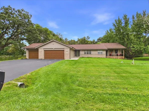 7762 Towermont Dr, Rockford, IL 61102