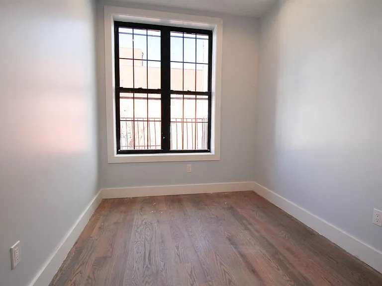 2 Stanwix St #3R — Photo 3