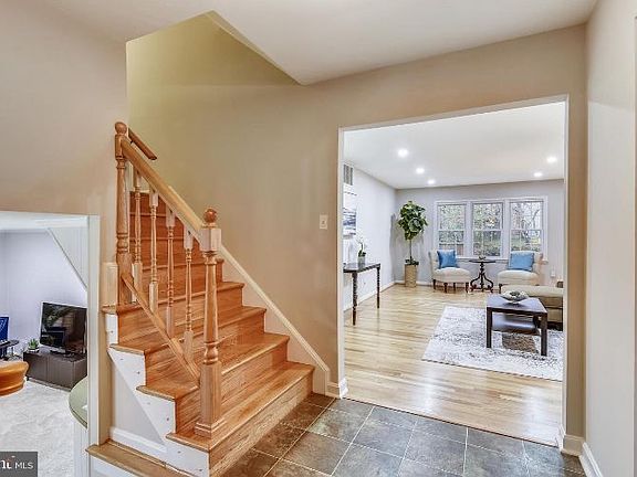 5th image of 4907 Bexley Ln