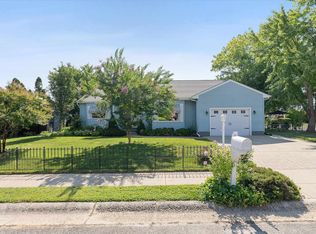 201 W Vineyard Ct, Cape May, NJ 08204