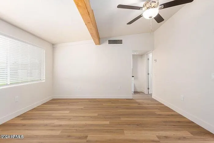4049 W Laurie Ln #5 — Photo 4