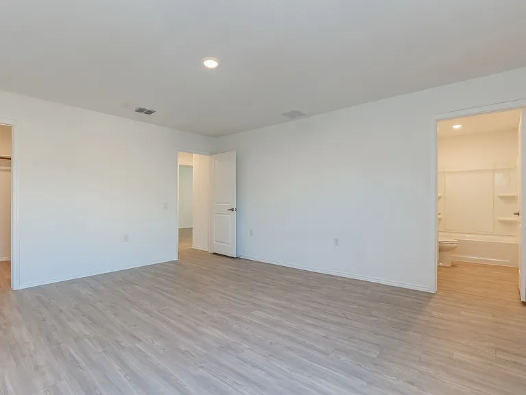 4522 Emma Way — Photo 9