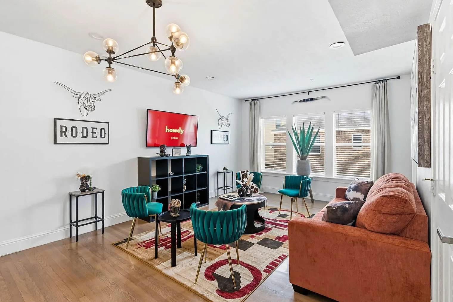 1 bed, 1.0 bath, 839 sqft, $3,654 — Photo 1