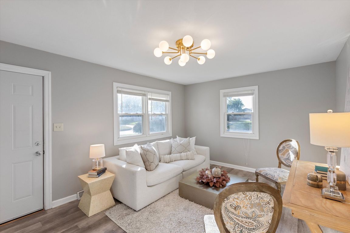 next background image