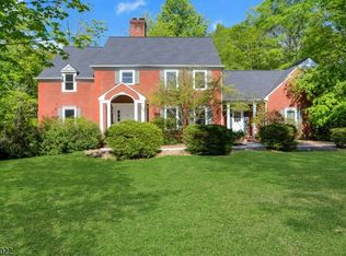 22 SANDALWOOD DR, Warren Twp., NJ 07059