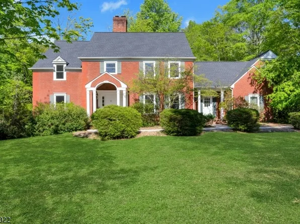 22 SANDALWOOD DR, Warren Twp., NJ 07059