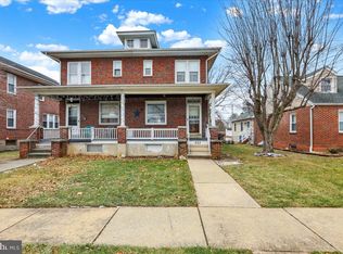 422 Centre St, Reading, PA 19605