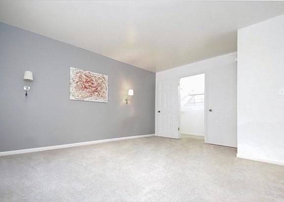 5th image of 2155 N Harlem Ave Front 107