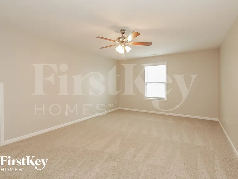 7724 Meridale Forest Dr — Photo 12