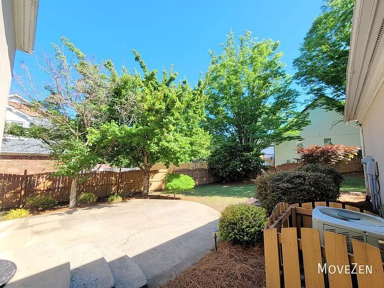 2400 Tweedmore Ct — Photo 34
