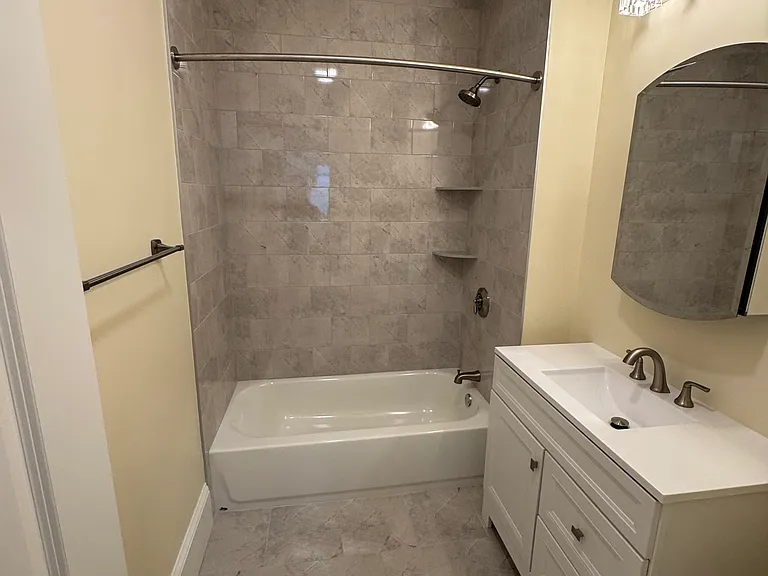 35 George St #2 — Photo 15