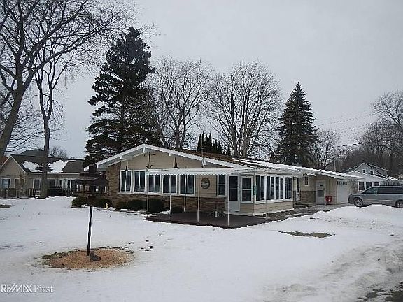 2nd image of 3240 S Channel Dr