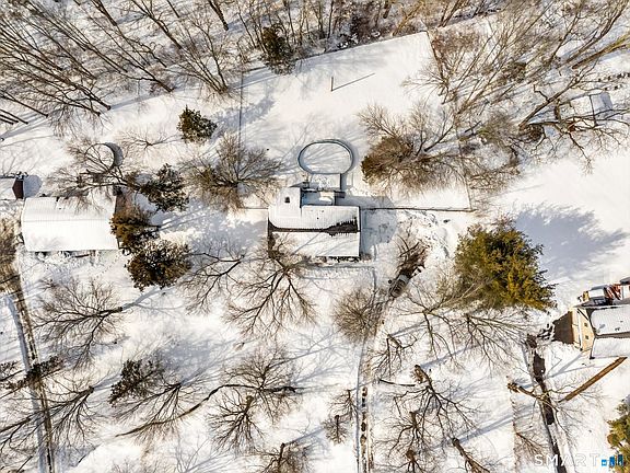 5th image of 147 Tuttle Road