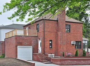 6700 182nd St, Fresh Meadows, NY 11365