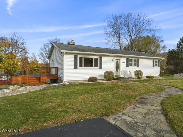 7 Washington Drive, Troy, NY 12180