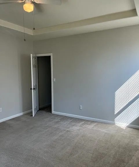 729 Wynyard Cir — Photo 22