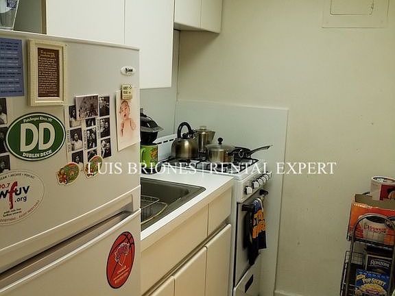 4th image of 7140 112th St APT 309