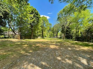 536 Brookdale Dr, Statesville, NC 28677