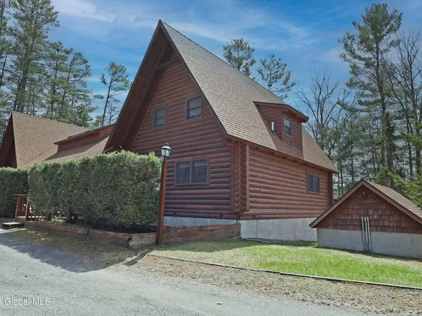 108 Crystal Lake Drive #9, Brant Lake, NY 12815