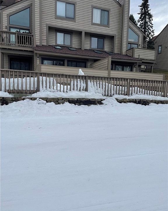 2nd image of W2 Sunridge Dr