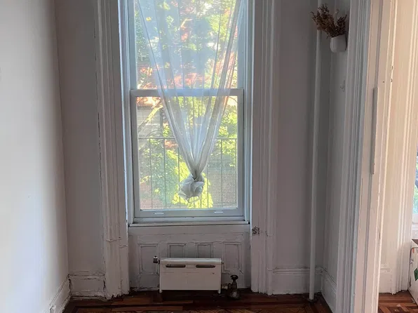 57 7th Avenue #4R, photo 3