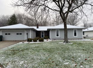 9958 Pebble Beach Cv, Aurora, OH 44202