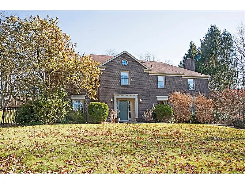 110 Shannon Dr photo 1