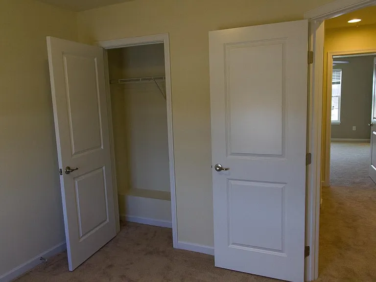 1916 Georgetown Dr — Photo 11