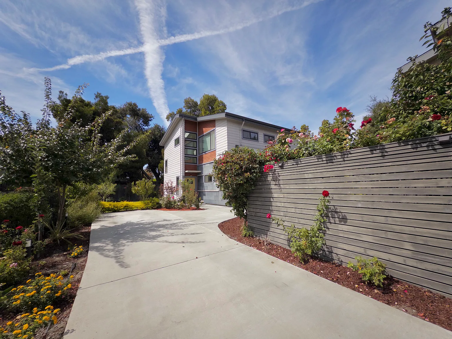 4 bed, 1791 sqft, $6,995 — Photo 3