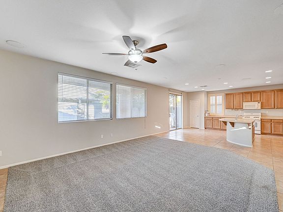 4th image of 4328 Desert Home Ave