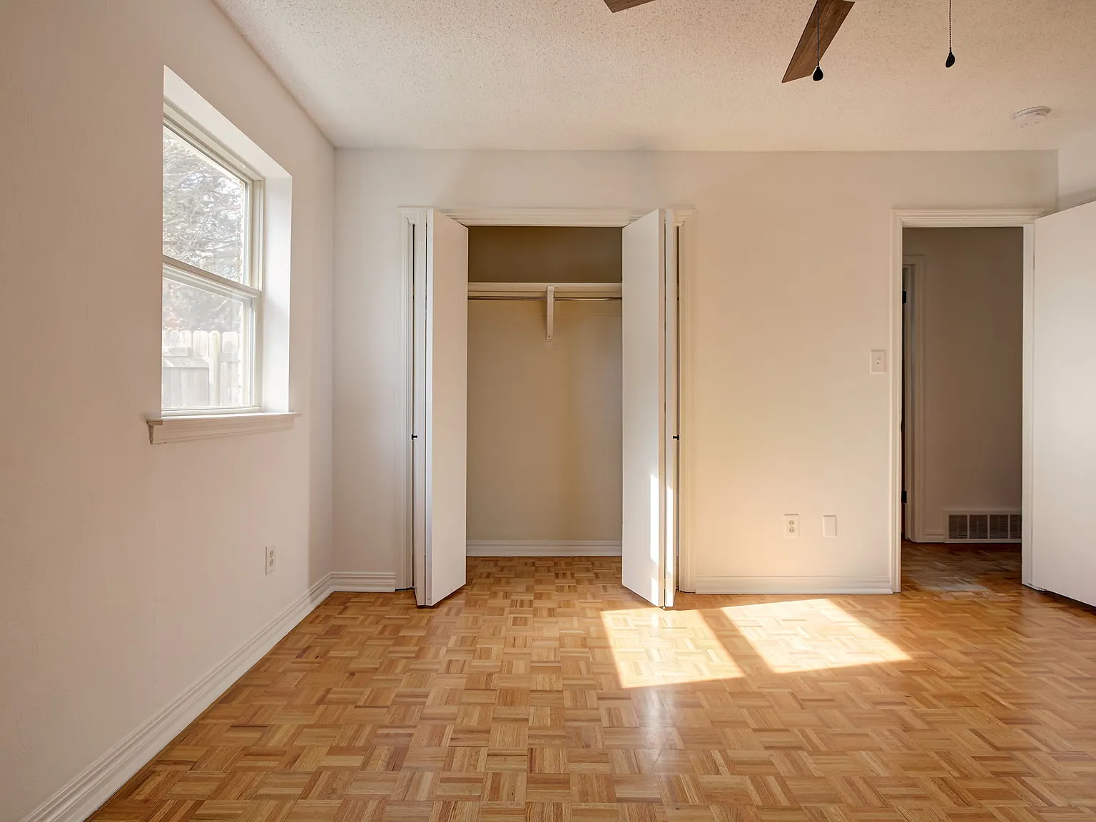 2709 Meadowbrook Drive - 1 — Photo 4