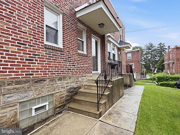 3rd image of 1315 E Cliveden St