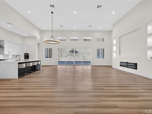 5th image of 22258 Crown Princess Ct