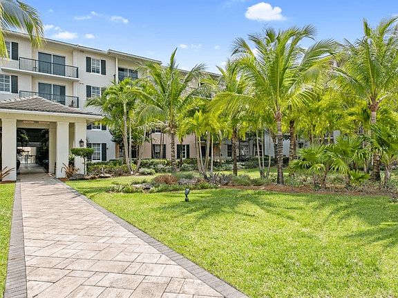 2nd image of 10700 SW City Center Blvd #5186