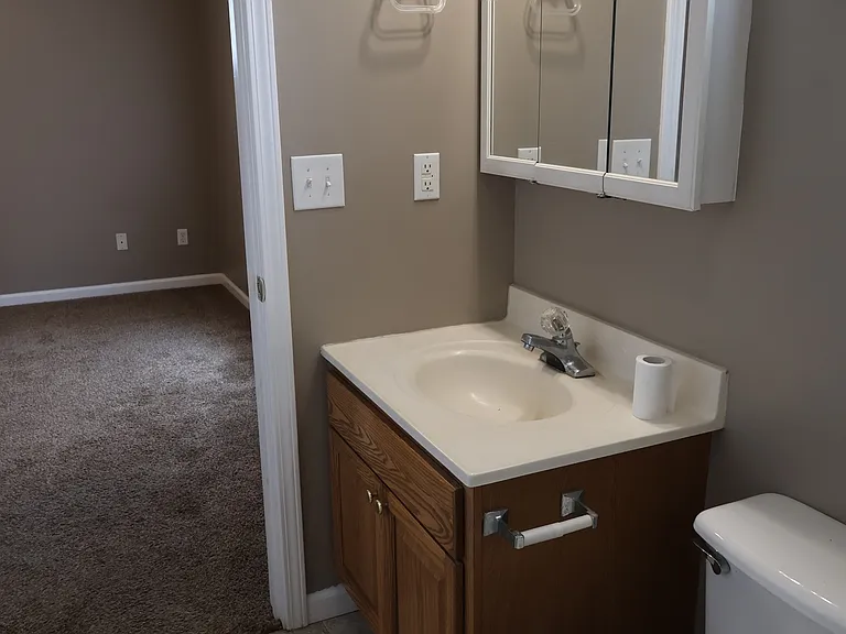 305 Brookside Pl — Photo 24