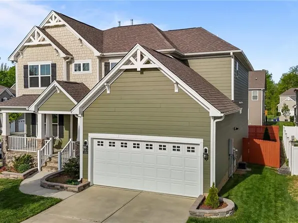 1320 Abington Dr, Mebane, NC 27302