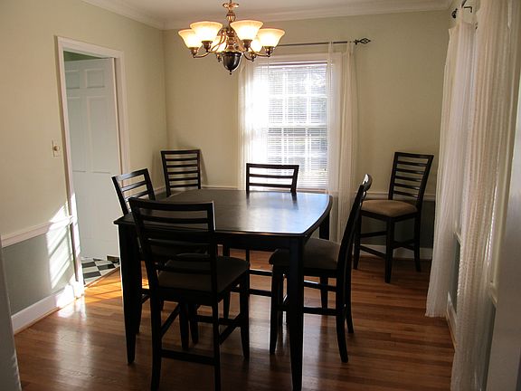2nd image of 414 Westover Ter