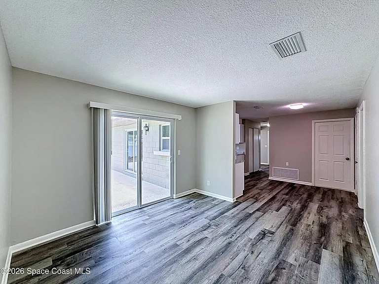 1525 Polaris St — Photo 16