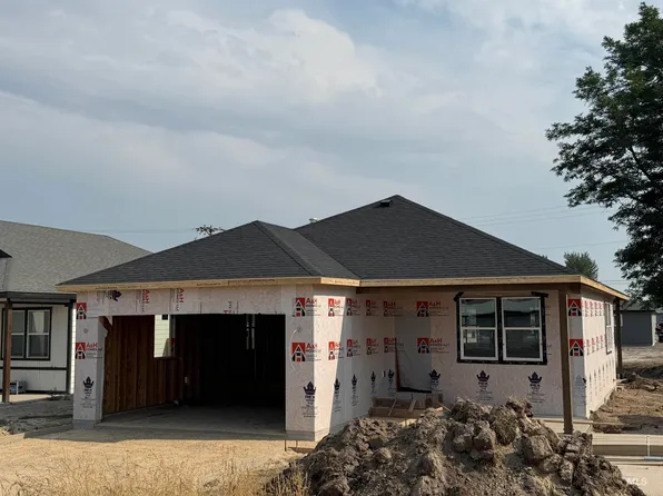 171 18th St, Heyburn, ID 83336