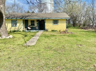 603 E Chickasaw St, Marietta, OK 73448