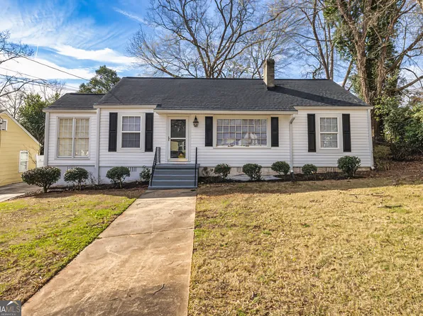 7 Cochran Dr, Newnan, GA 30263