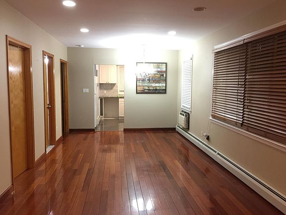 3rd image of 4737 207th St Floor 1