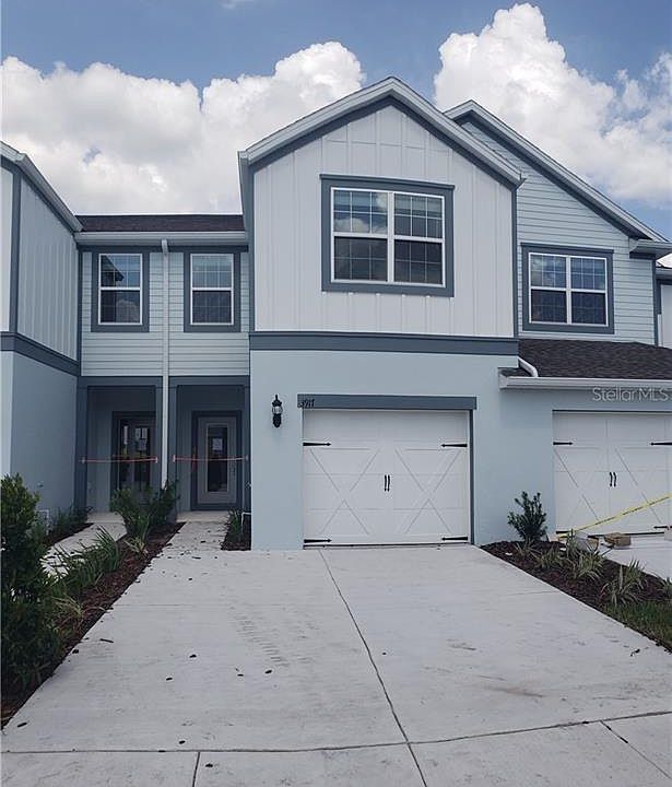 1st image of 3917 Plainview Dr
