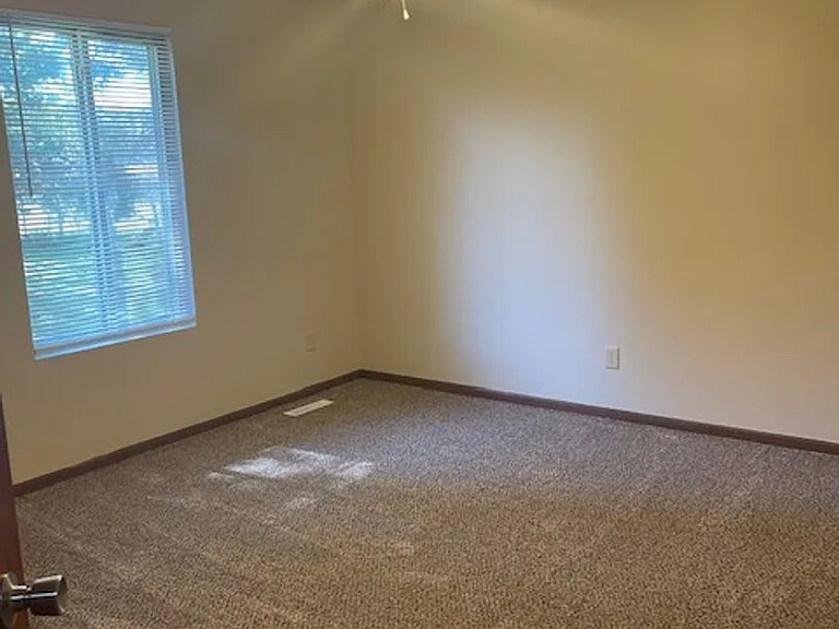 108 W Olive St — Photo 6