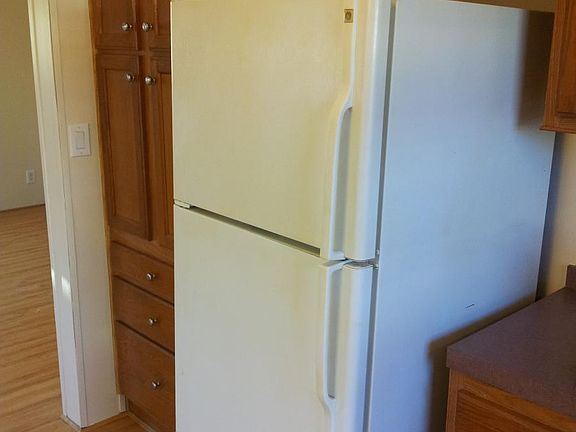 4th image of 464 Morris Ln #144