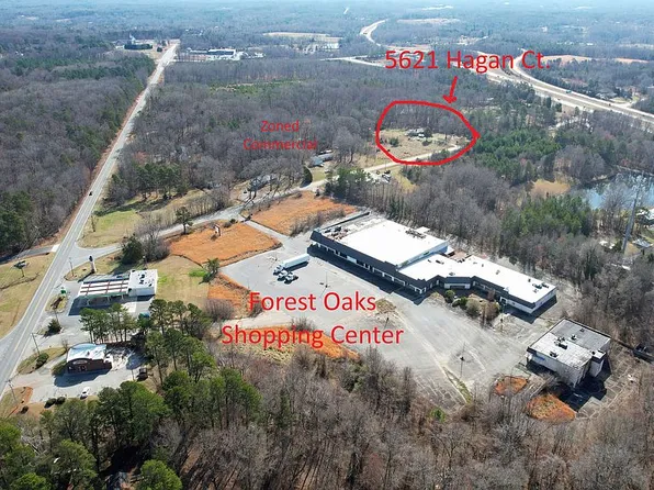 5621 Hagan Ct, Greensboro, NC 27406