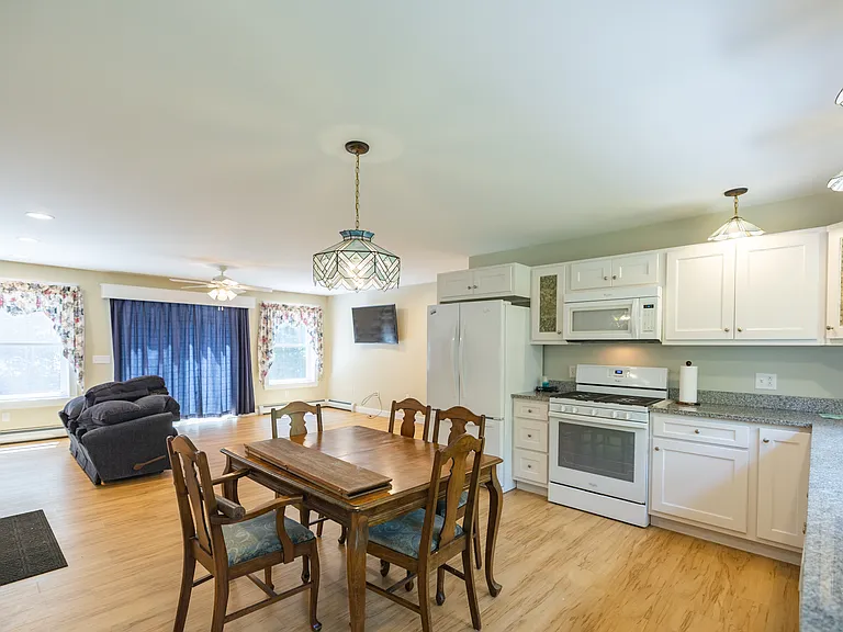 313 Plummer Mill Rd — Photo 6