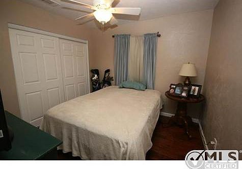 5th image of 5 Kean Cir