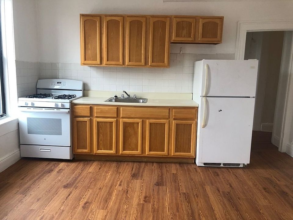 1st image of 19839 32nd Ave APT B5