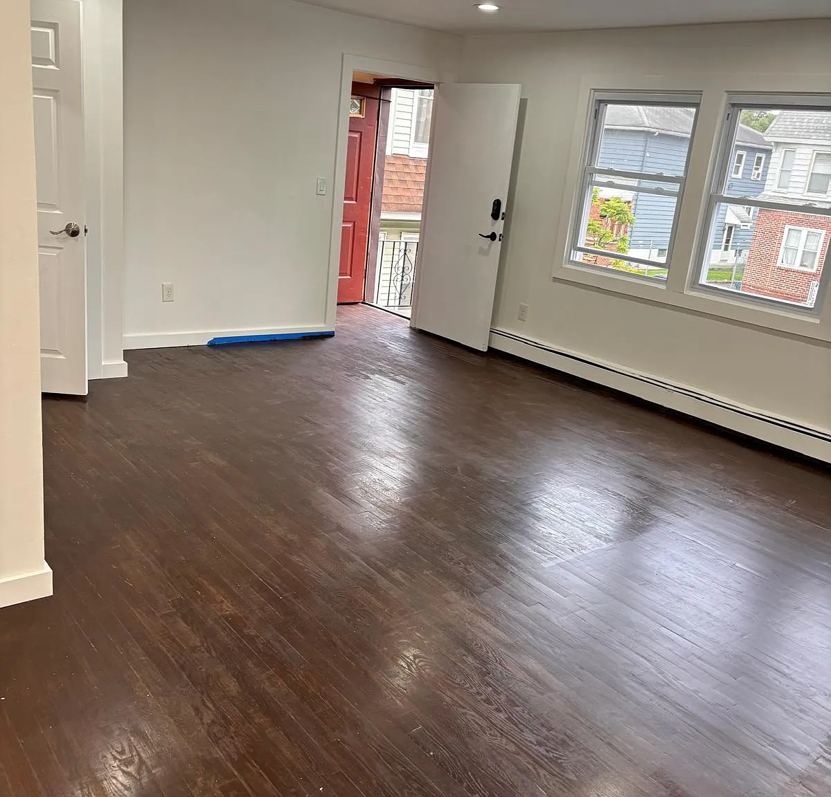 3 bed, 2600 sqft, $2,995 — Photo 4